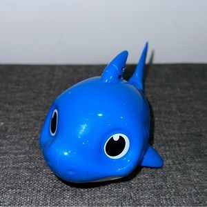 Baby Shark Junior Robotic Blue